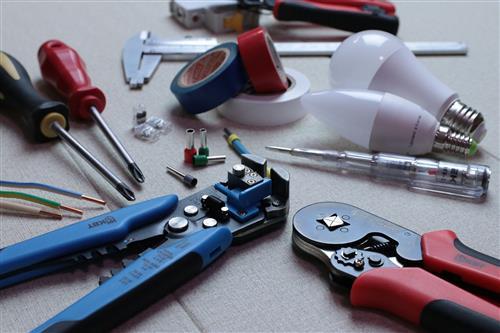 Petits travaux et bricolages à domicile à orgerus et houdan yvelines 78